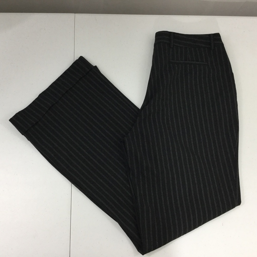 Moda International Women’s Pinstriped Pants Sz 14